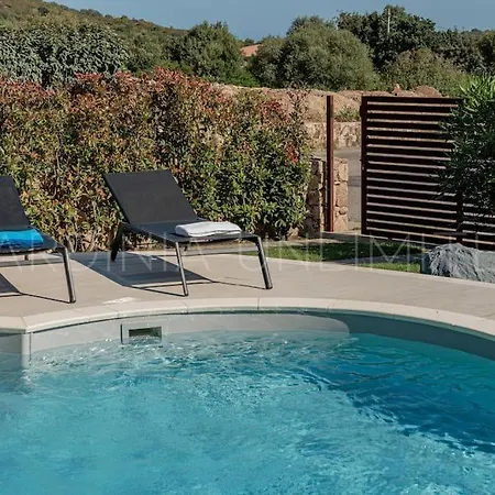 Villa Carula With Private Pool Monte Petrosu