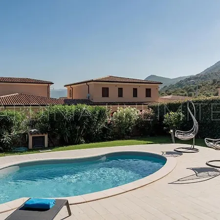 Willa Carula With Private Pool Monte Petrosu