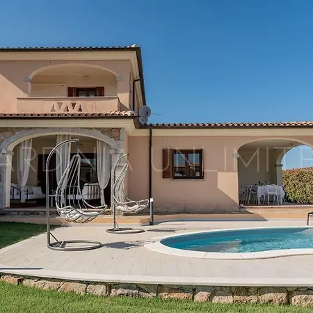 Carula With Private Pool